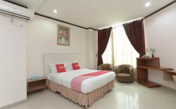 OYO 2057 Hotel Kharisma