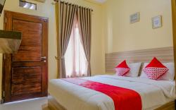 OYO 1566 El Reyshi Family Residence Syariah