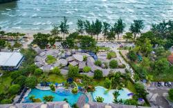 Holiday Ao Nang Beach Resort, Krabi