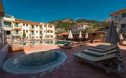 Belcehan Deluxe Hotel