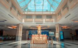Emeishan Grand Hotel