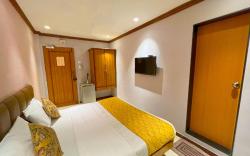 Hotel Parklane