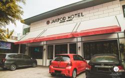 JakPod Capsule Hotel