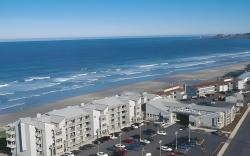 Hallmark Resort - Newport