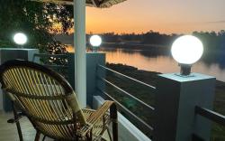 Aqua Water Front  Resort