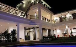 Be-ing Suites Davao