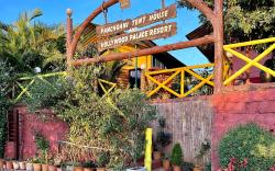 Hollywood Palace Resort