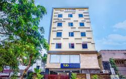 FabHotel RR Grand - Next to Trendset Mall