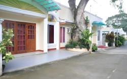 D Lucky Garden Inn and Suites