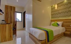 Hotel Amisha International