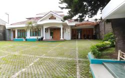 RedDoorz Syariah near Alun Alun Magelang Bayeman