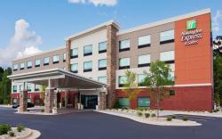 Holiday Inn Express Fayetteville By IHG