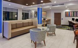 Holiday Inn Express Fayetteville By IHG