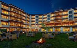 The Grand Dragon Hotel