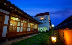 Jeonju Deogindang & Su House Pension