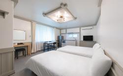 Gangneung gyeongpo pine pension
