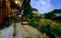 Jeonju Hanok Maru Pension