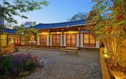 Jeonju Hanok Mippeum