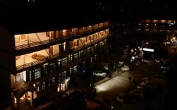 Hotel Satkar Residency Manali - River Side