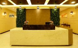 HOTEL MAPLE INN