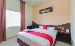 RedDoorz near Alun Alun Madiun