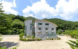 Yangyang Pension House