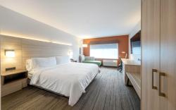 Holiday Inn Express and Suites Staunton By IHG
