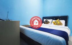 OYO 2302 Blue House Costel