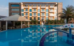 Skyline Resort & Convention Center