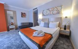 Midas Hotel