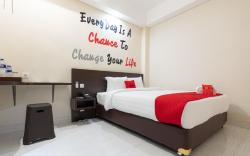 RedDoorz Plus at Harvest Inn Panakkukang