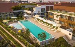 The Aviary Hotel