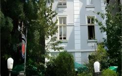 Hotel & Restaurant The House