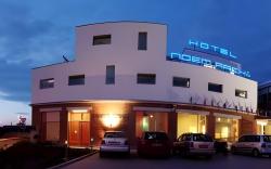 Restaurant & Design Hotel Noem Arch
