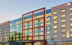 Hilton Garden Inn Dubai, Mall Avenue