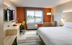 Holiday Inn Express & Suites Bend South By IHG