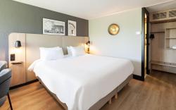 Campanile Bordeaux Nord Le Lac Hotel
