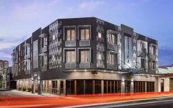 Attika Hotel