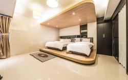 Brown Dot Gimpo Janggi Station Branch