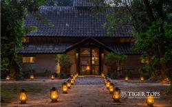 Tiger Tops Tharu Lodge