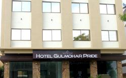Hotel Gulmohar Pride