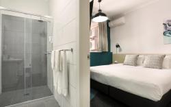 Greenacre Hotel