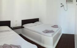 Lolas Lodge