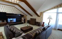 City Line Boutique Hotel
