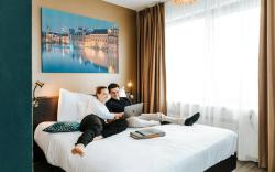 The Hague Teleport Hotel