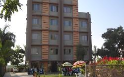 SNP House Airport Hotel & Restaurant