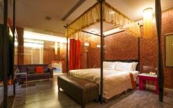 天月人文休閒汽車旅館