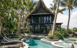 Most Exotic Beachfront Villa Keong