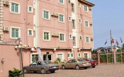 Keviz Hotels 