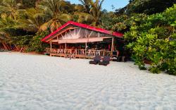White Beach Front and Cottages Hinugtan Resort in Buruanga